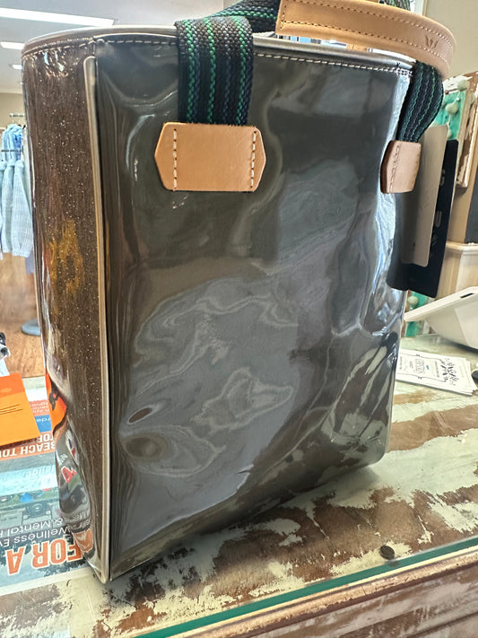 Consuela Chica Tote, Marta