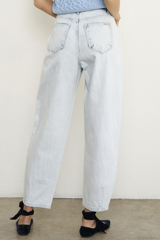 JEANS SLOUCH CON GLOBO