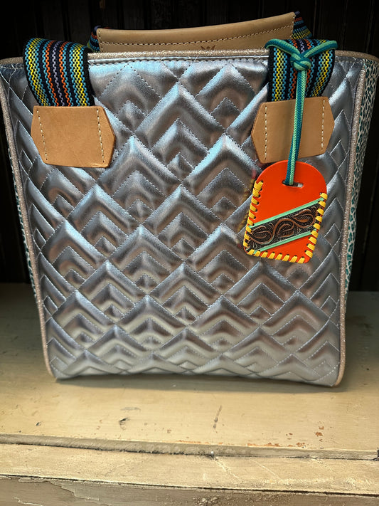 Classic Tote, Kat