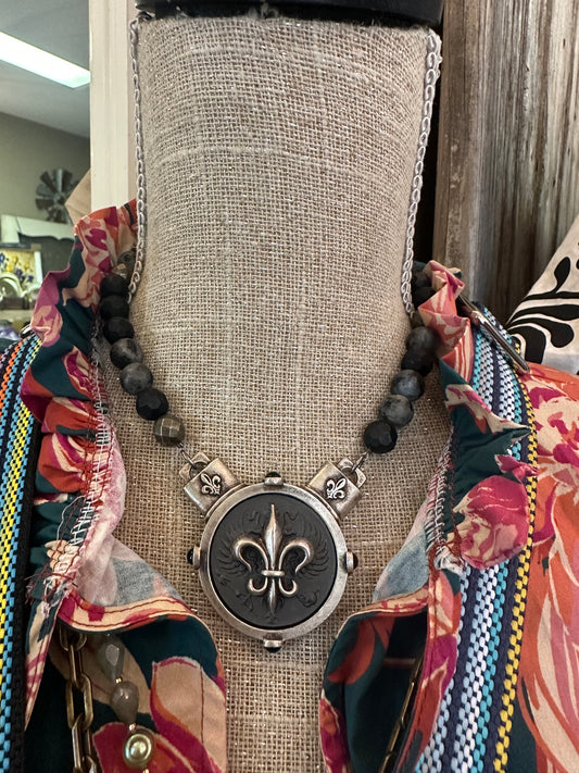 French Kande Necklace